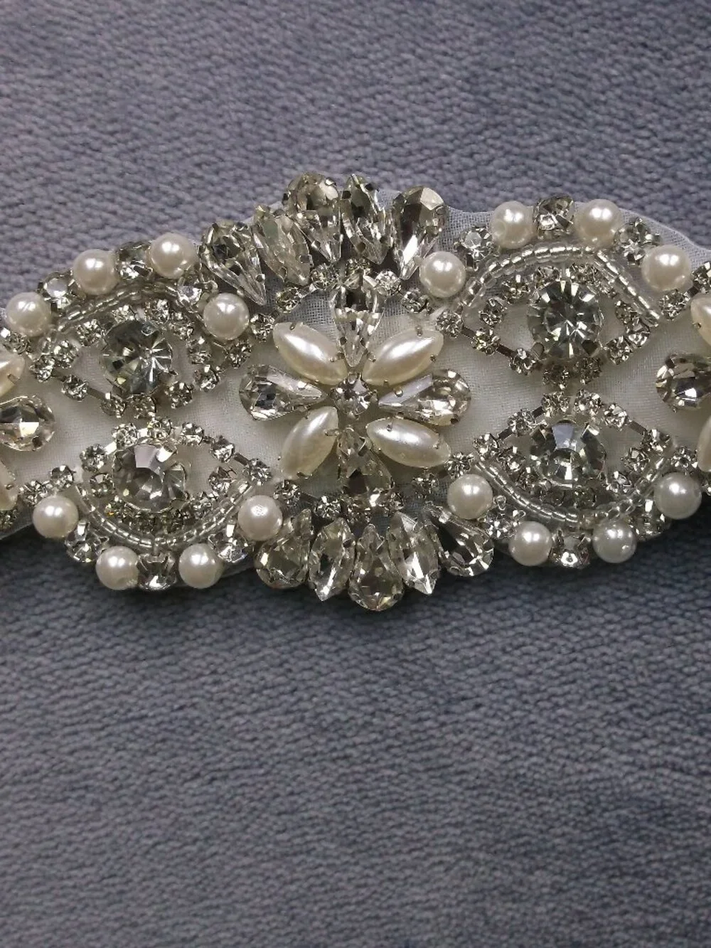 Belt/wedding dress accessory